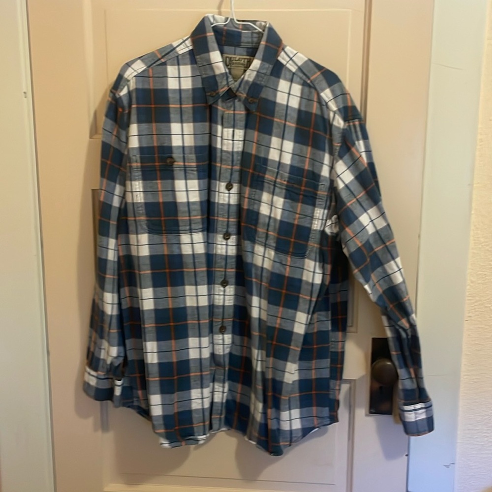 Duluth trading co flannel shirt